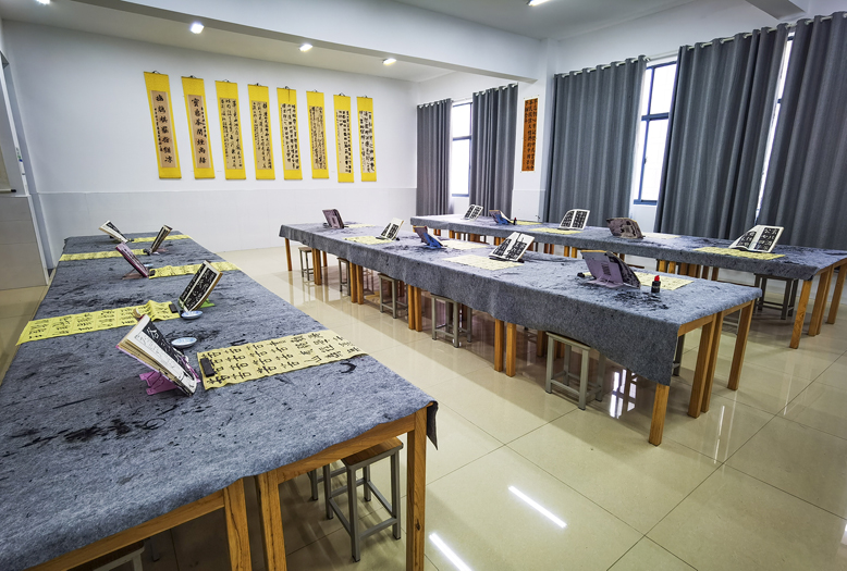 縣永寧路實驗學(xué)校富康路校區(qū)多功能教室