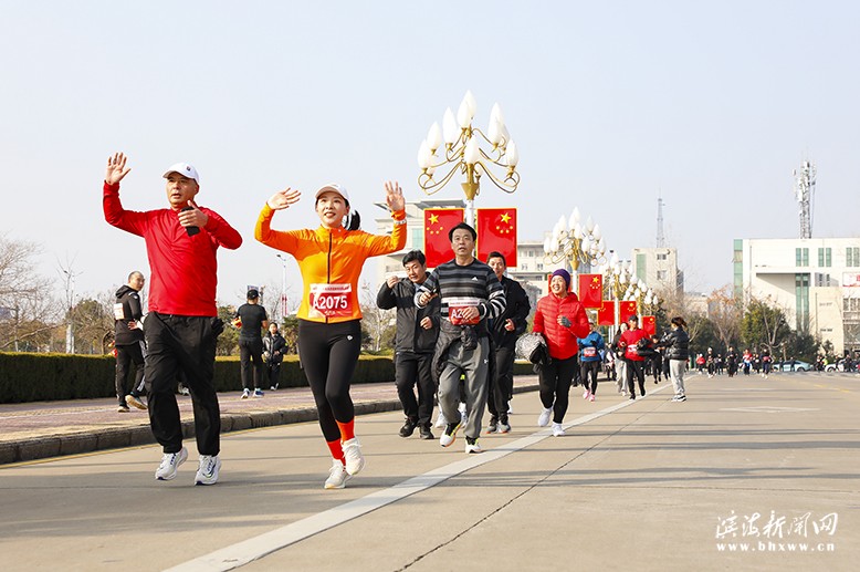 我縣各行各業(yè)迎接新一年到來(lái)