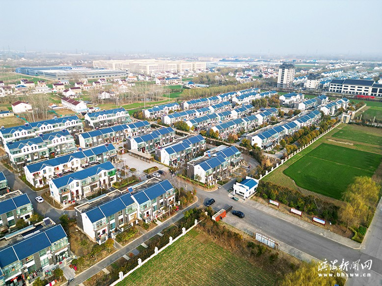 東坎街道會(huì)農(nóng)村惠農(nóng)新型農(nóng)村社區(qū)鳥(niǎo)瞰